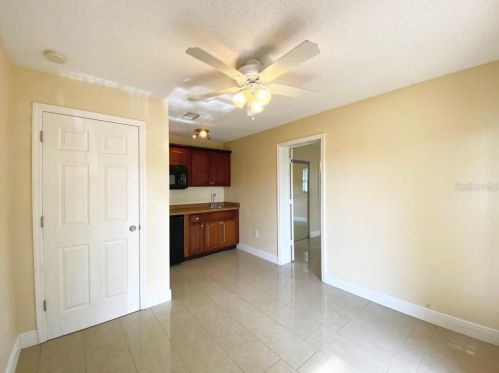 2501 Lincoln Ave, Tampa FL  33607-2116 exterior