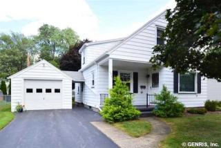 196 Oakwood Rd, Rochester, NY 14616-5257