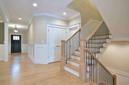 698 Berkley Ave, Elmhurst IL  60126-4244 exterior