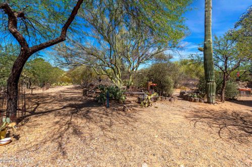 4105 Hogan Dr, Tucson AZ 85735-1809 exterior