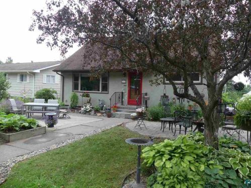 2210 13th St, Duluth, MN 55806-1268