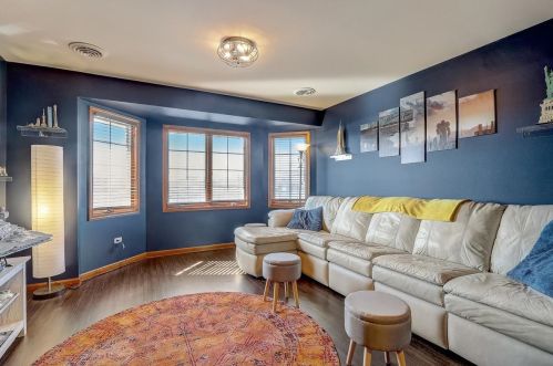 1701 Overlook Dr, Joliet IL 60431-1554 exterior