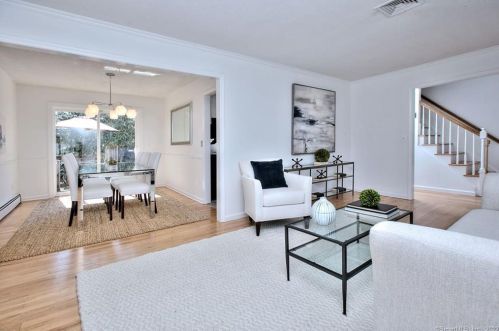 26 Bauer Pl, Westport CT 06880-4101 exterior