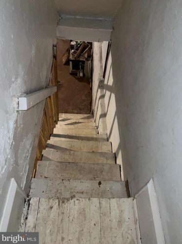 1223 Jackson St, Camden NJ 08104-3525 exterior