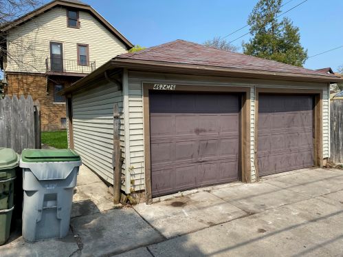 4624 30th St, Milwaukee WI  53209-6016 exterior