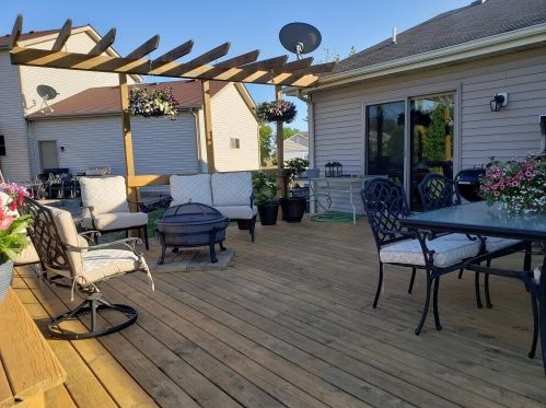 3715 92nd Pl, Sturtevant, WI 53177-3814