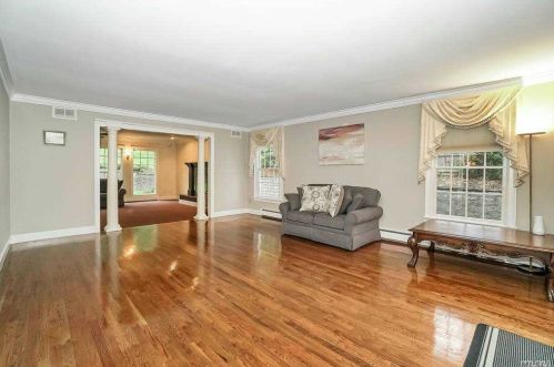 48 Candlewood Path, Huntington Station NY 11746-5306 exterior