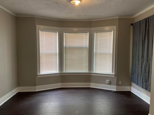 2630 18th St, Milwaukee, WI 53206-2048