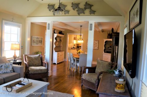 804 Atlantic Ave, Point Pleasant Beach NJ 08742-2914 exterior