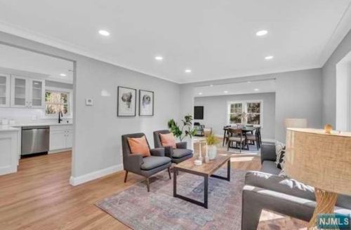 78 Central Ave, Demarest NJ  07627-1711 exterior