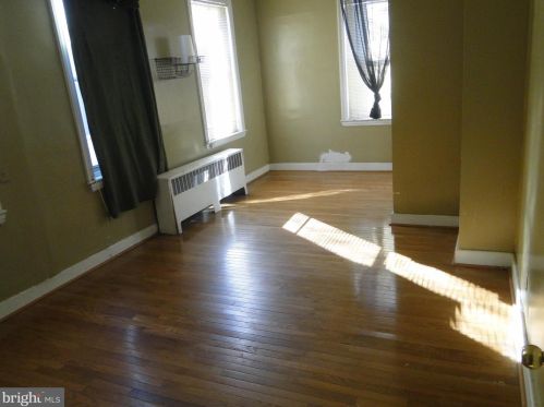 616 56 St, Philadelphia PA 19143-5704 exterior