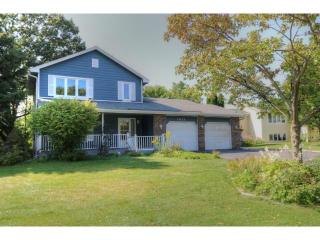 3825 Westbury Dr, Saint Paul MN  55123-2077 exterior