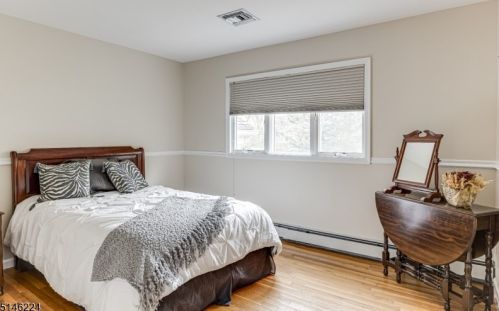 278 Ravenswood St, Mountainside NJ  07092-1360 exterior