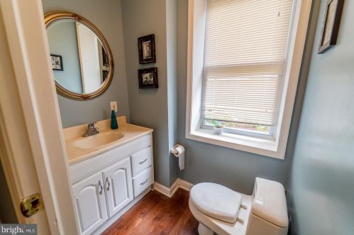 1310 18th St, Philadelphia PA  19146-4601 exterior