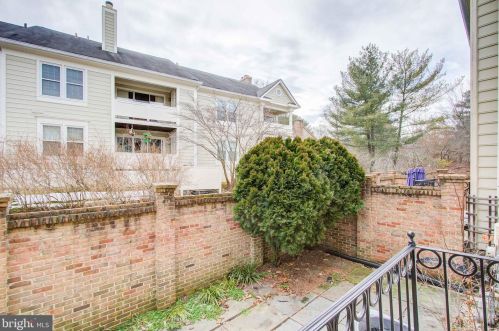 10924 Bloomingdale Dr, Rockville MD 20852-5535 exterior