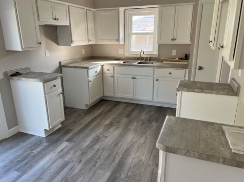 8750 Bender Ave, Milwaukee WI 53218-1018 exterior