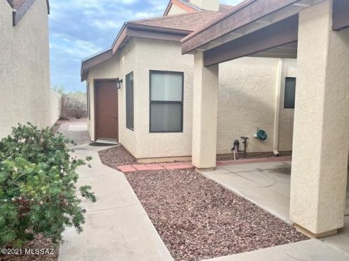 4937 Doria Dr, Tucson AZ  85742-4105 exterior
