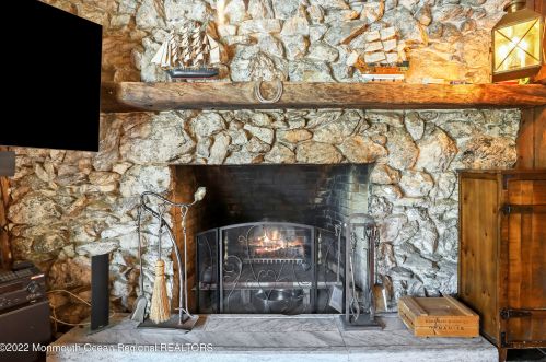 53 Arlene Dr, West Long Branch NJ 07764-1100 exterior