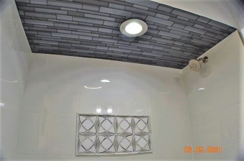 9918 Bensley Ave, Chicago IL 60617-6129 exterior