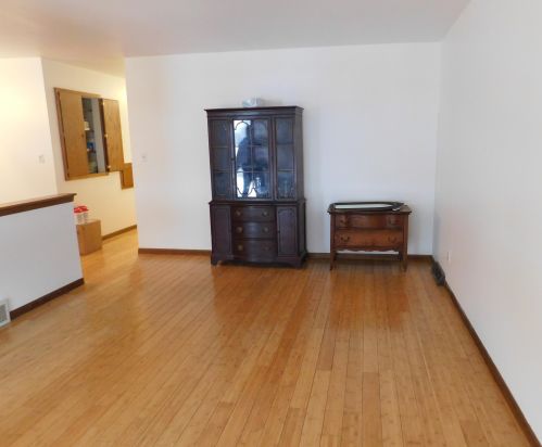 8642 68, Milwaukee WI 53223-2723 exterior