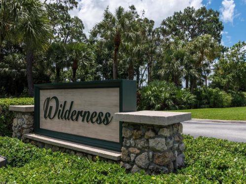112 Wilderness Dr, Naples, FL 34105-2633