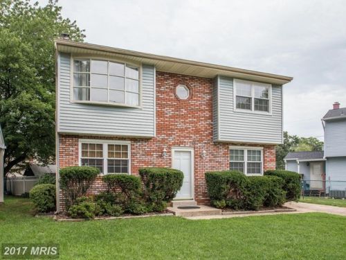 1609 Chesapeake Dr, Edgewater, MD 21037-1911