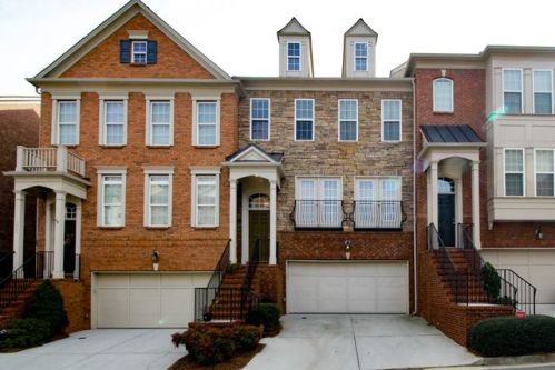 2798 Loftview Sq, Atlanta, GA 30339-4926