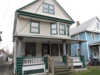 6914 Polonia Ave, Cleveland, OH 44105-5053