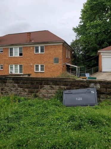 107 Lenox Ave, Pittsburgh PA 15221-4318 exterior