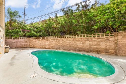 2929 Ala Ilima St, Honolulu HI  96818-2544 exterior