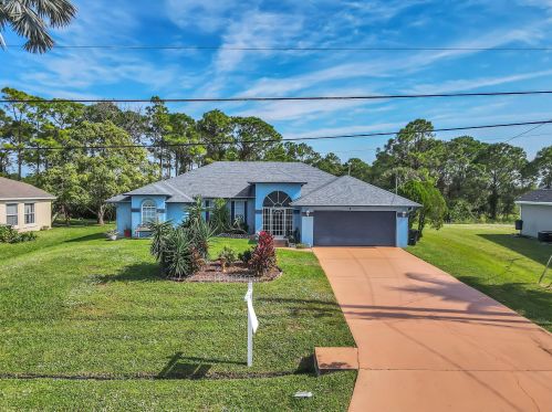 3119 Ann Arbor Rd, Fort Pierce FL  34953-6926 exterior