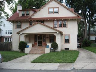 8 Riverview Ter, Springfield, MA 01108-1604