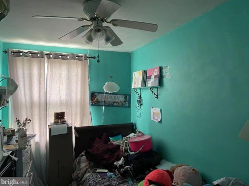 2210 Friendship St, Philadelphia PA 19149-1621 exterior