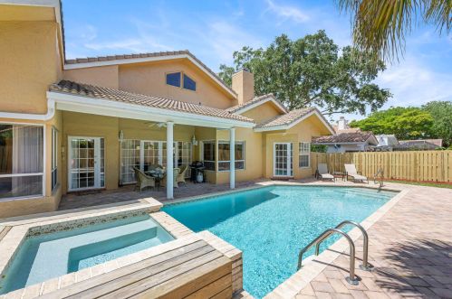 4300 26th Ave, Boca Raton, FL 33434-2550