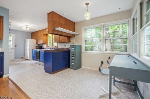 106 Timber Dr, Berkeley Heights NJ  07922-1755 exterior