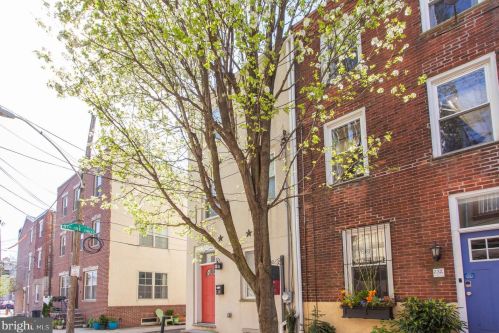 230 Ellsworth St, Philadelphia PA 19146-3012 exterior