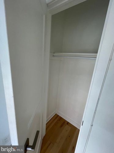 924 15 St, Philadelphia PA 19146-2141 exterior