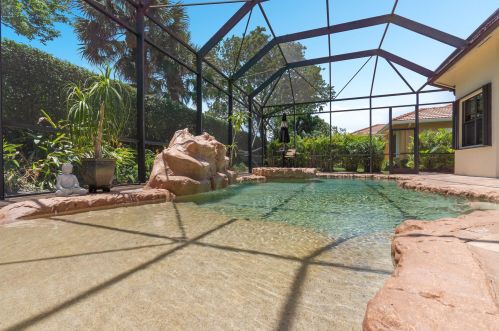 6887 Antinori Ln, Boynton Beach FL 33437-3754 exterior