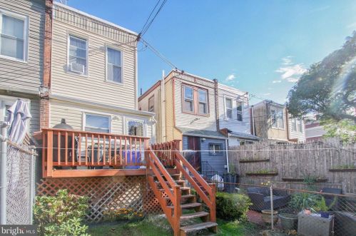 7132 Bryan St, Philadelphia PA 19119-1635 exterior