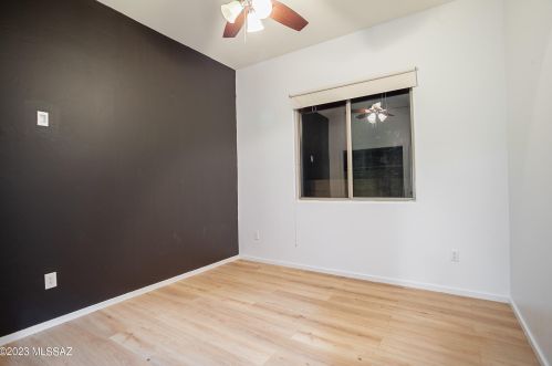 8154 Painted Feather Dr, Tucson AZ  85743-7418 exterior