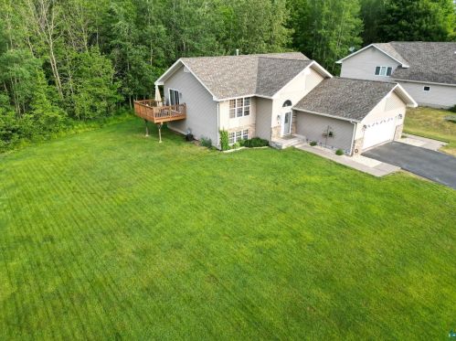 201 Chambersburg Dr, Duluth MN 55811-3201 exterior