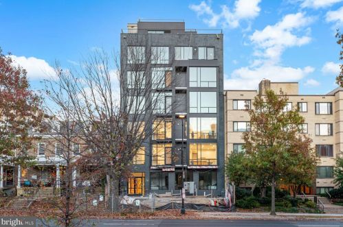 4111 Connecticut Ave, Washington DC  20008-1155 exterior