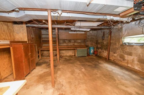 25 Main St, Plaistow NH 03865-3009 exterior