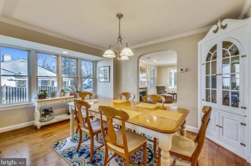 721 Brent Rd, Rockville MD 20854-1782 exterior