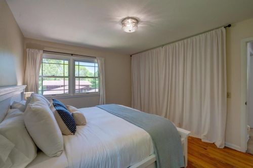 322 Cheyenne Trl, Madison WI  53705-4703 exterior