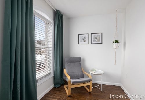 907 Wealthy St, Grand Rapids MI 49506-1515 exterior