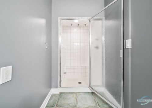 3835 Parnell Ave, Chicago IL 60628-7121 exterior