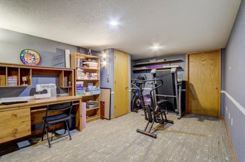 6342 Ohio Ave, Milwaukee WI  53219-4242 exterior