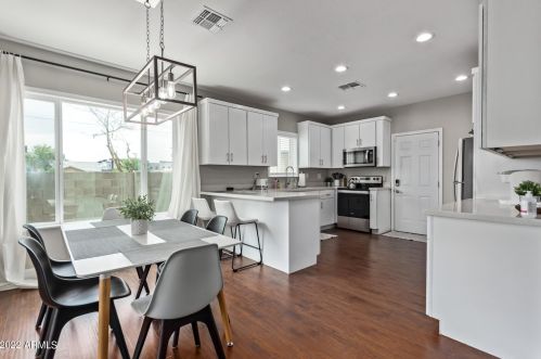 406 12th St, Phoenix AZ  85006-3405 exterior