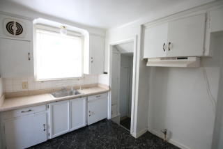 15630 Spring Garden St, Detroit MI  48205-3529 exterior